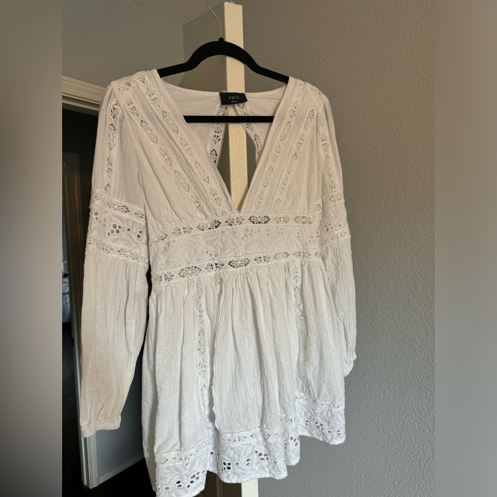 Vici White Long Sleeve Dress